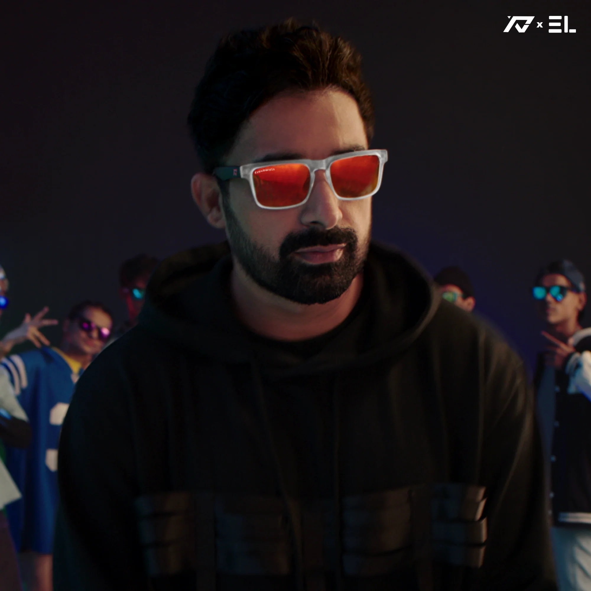 RV Flamboyant Orange - Image 26